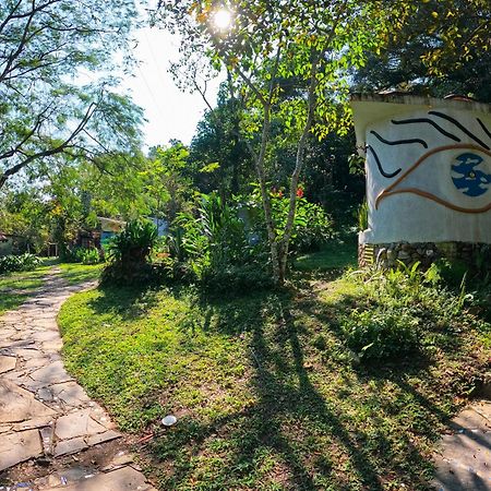 Hotel Cerveceria James Xilitla Buitenkant foto